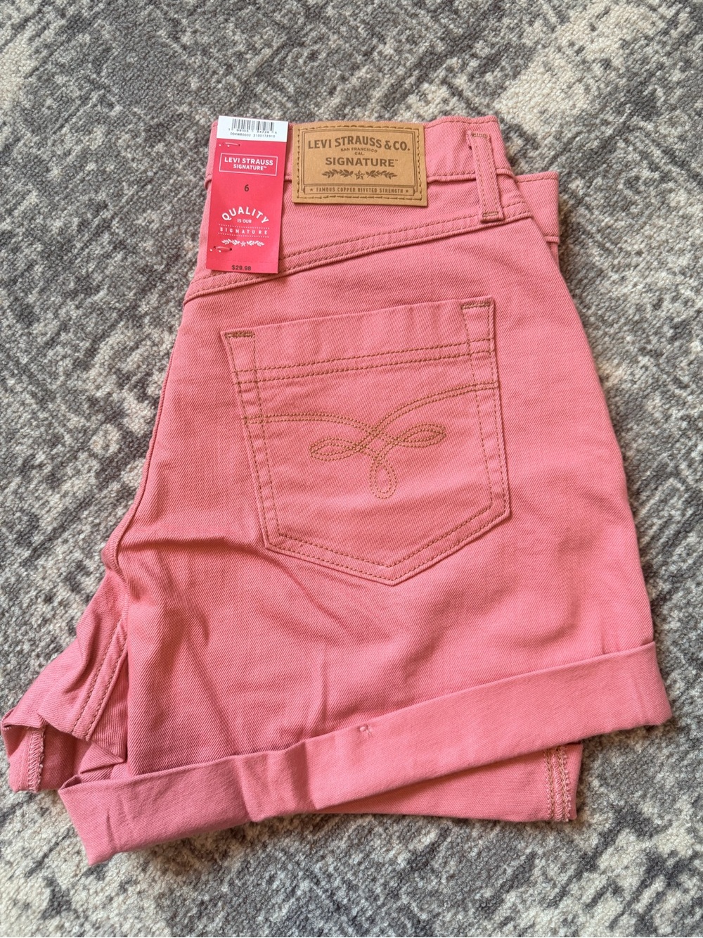 Levi's Women's Pink vintage shorts